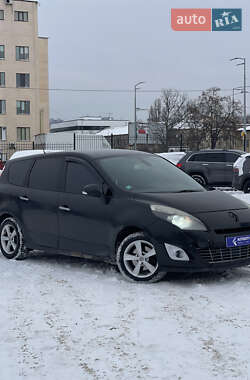 Минивэн Renault Scenic 2010 в Киеве