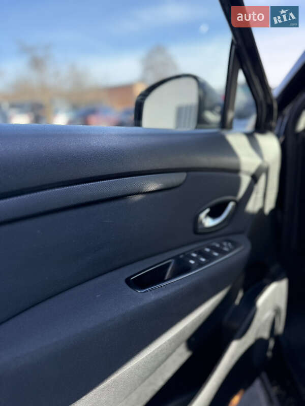 Минивэн Renault Scenic 2010 в Сумах фото 41 Минивэн Renault Scenic 2010 в Сумах