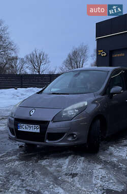 Минивэн Renault Scenic 2011 в Каменке-Бугской