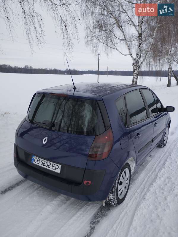 Минивэн Renault Scenic 2004 в Мене