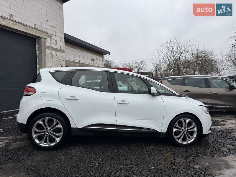 Минивэн Renault Scenic 2016 в Луцке
