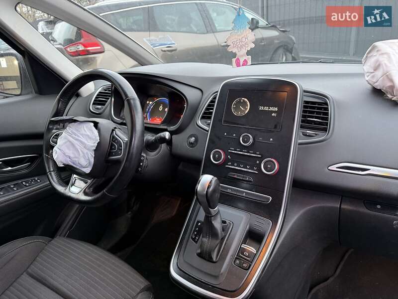 Минивэн Renault Scenic 2016 в Луцке