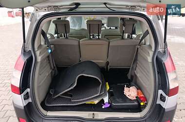 Мінівен Renault Scenic 2006 в Чернівцях