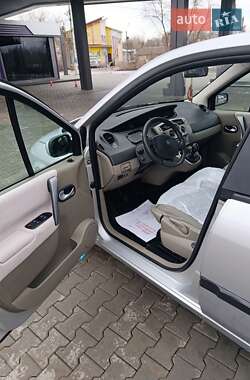 Мінівен Renault Scenic 2006 в Чернівцях