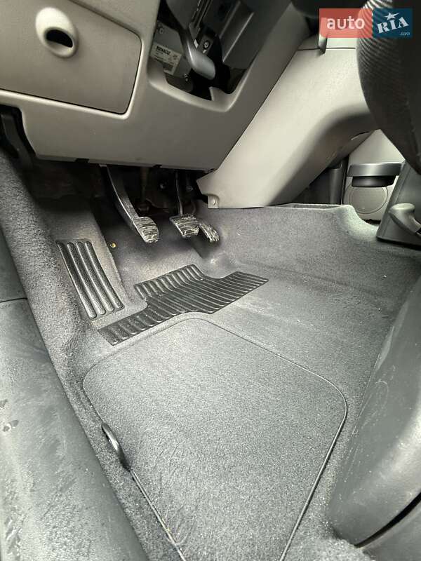 Мінівен Renault Scenic 2007 в Лубнах