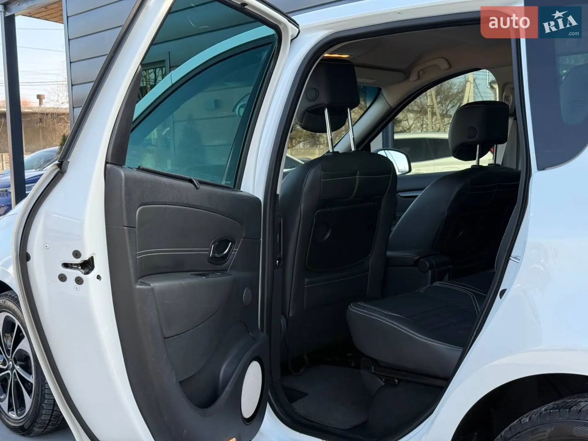 2015 Renault Scenic - мініатюра 38