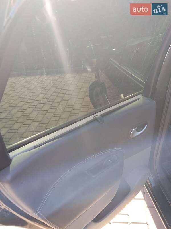 Минивэн Renault Scenic 2008 в Стрые