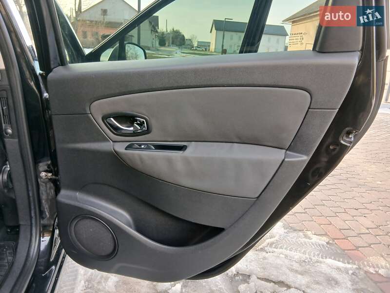 Мінівен Renault Scenic 2013 в Івано-Франково