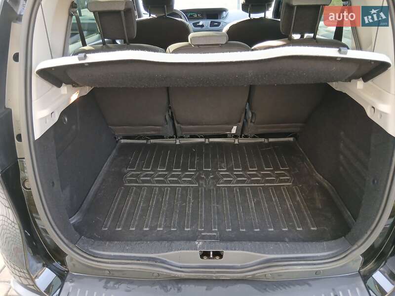 Мінівен Renault Scenic 2013 в Івано-Франково