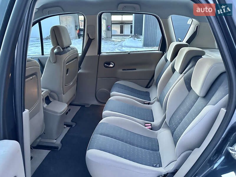 Минивэн Renault Scenic 2005 в Киеве