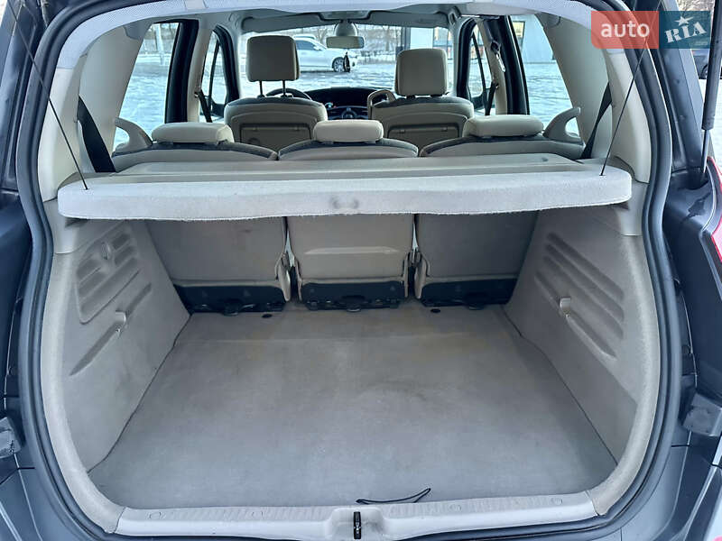 Минивэн Renault Scenic 2005 в Киеве