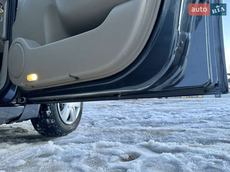 Минивэн Renault Scenic 2005 в Киеве