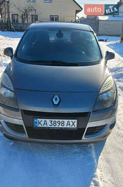 Минивэн Renault Scenic 2011 в Сумах