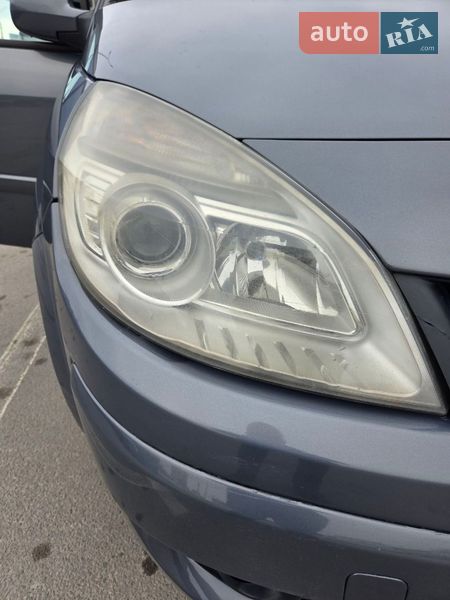 Минивэн Renault Scenic 2006 в Белой Церкви