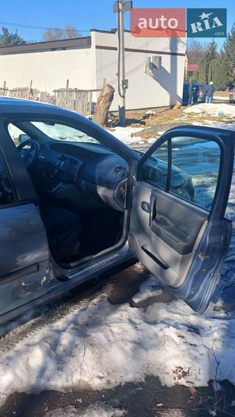 Мінівен Renault Scenic 2006 в Рівному