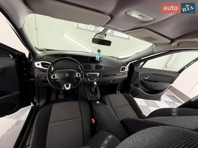 Минивэн Renault Scenic 2012 в Трускавце