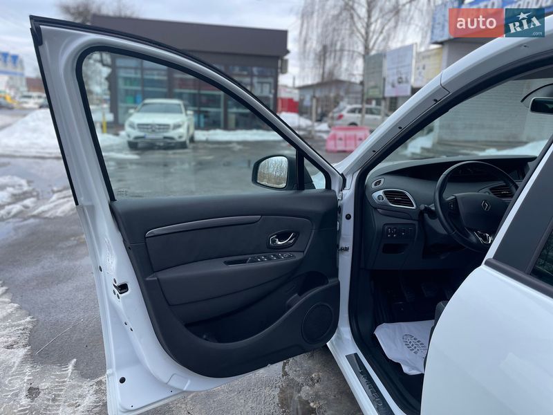 Мінівен Renault Scenic 2014 в Сумах