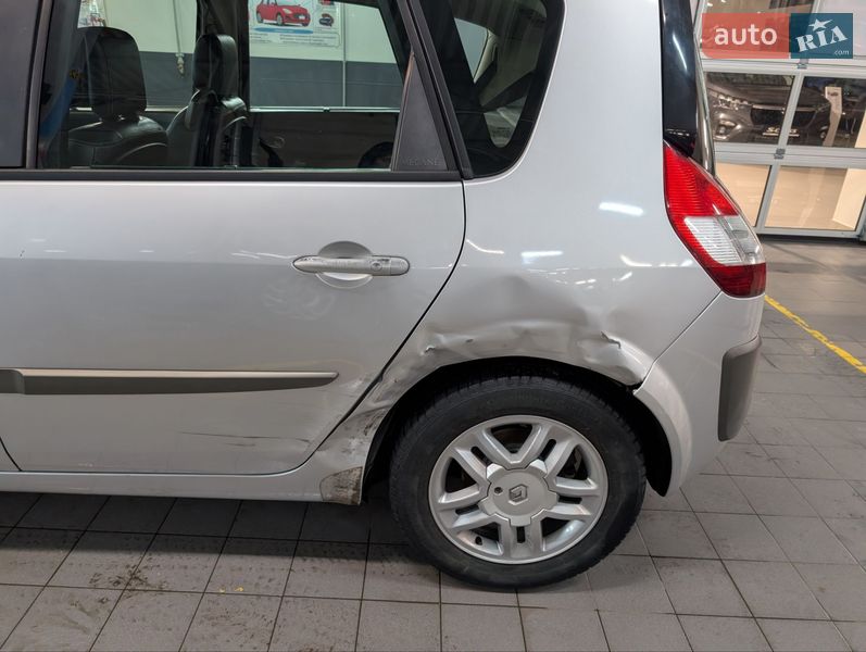 Минивэн Renault Scenic 2005 в Луцке