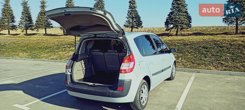 Минивэн Renault Scenic 2004 в Надворной