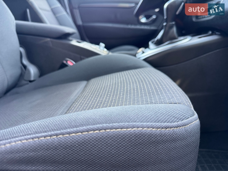 Минивэн Renault Scenic 2010 в Ровно