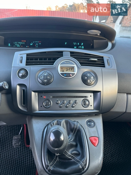 Минивэн Renault Scenic 2006 в Житомире