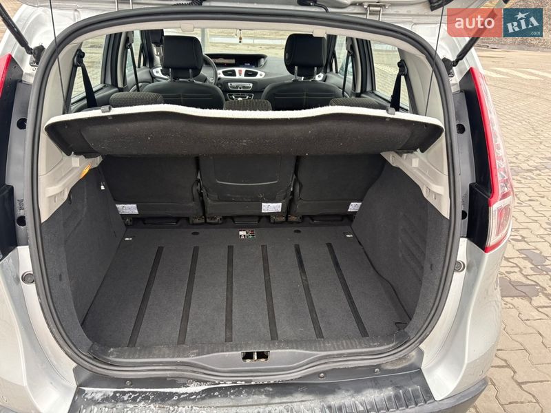 Мінівен Renault Scenic 2009 в Києві