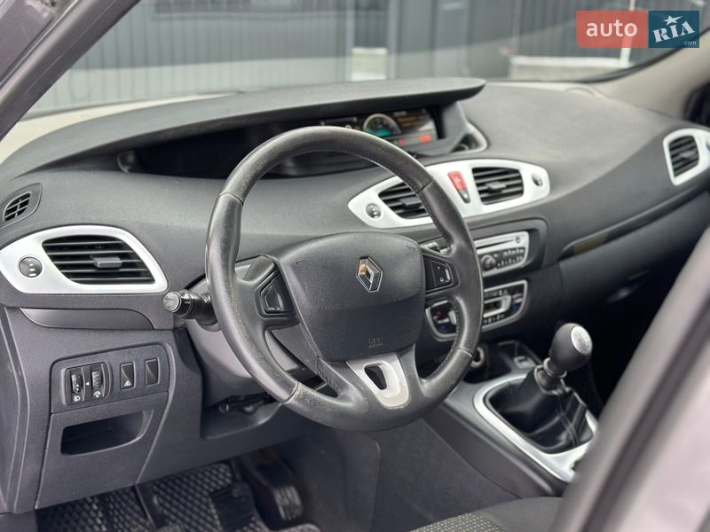 Минивэн Renault Scenic 2009 в Дрогобыче