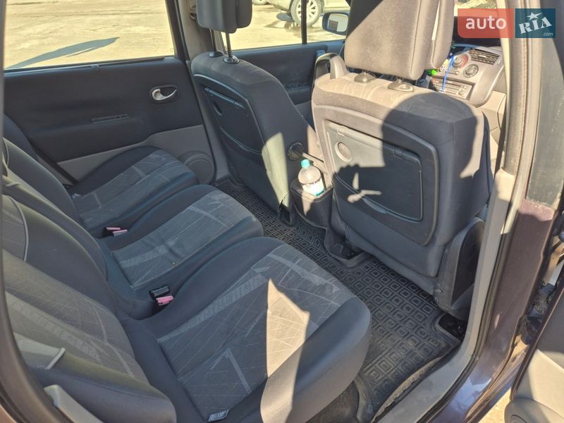 Мінівен Renault Scenic 2005 в Києві