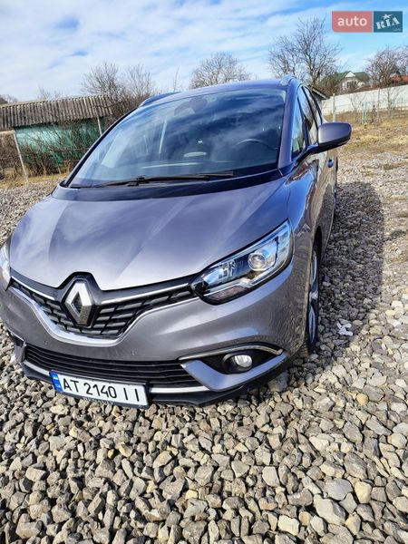 Минивэн Renault Scenic 2016 в Ивано-Франковске