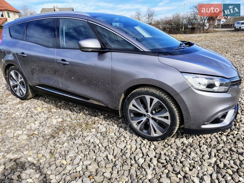 Минивэн Renault Scenic 2016 в Ивано-Франковске