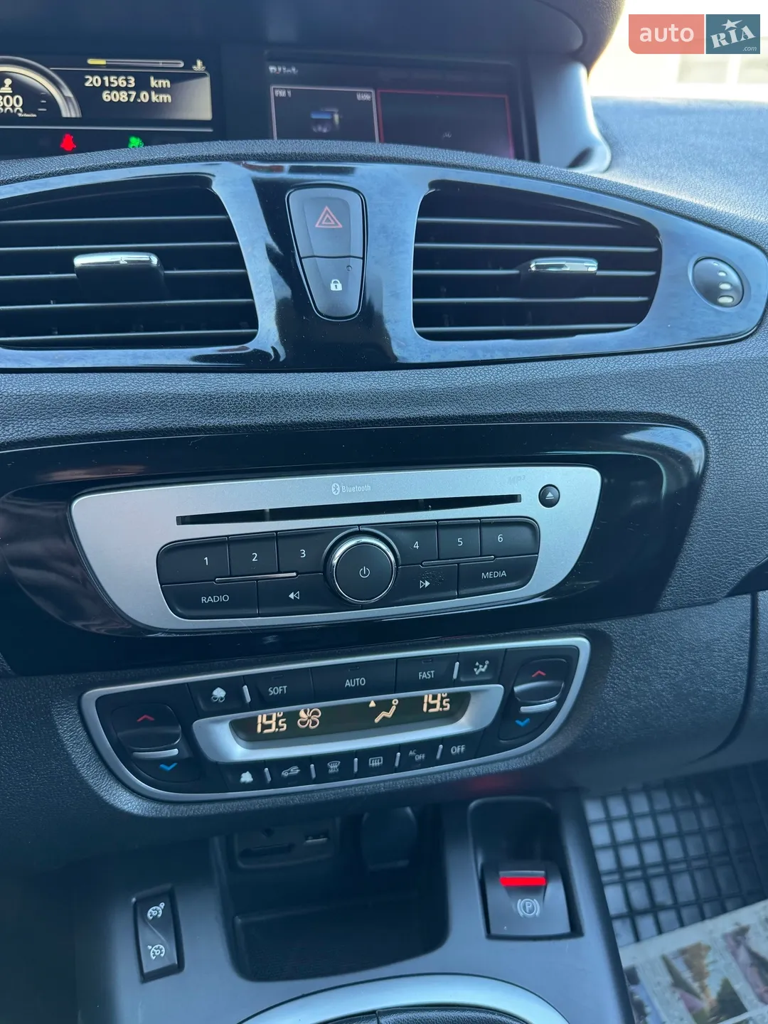 2014 Renault Scenic - мініатюра 37