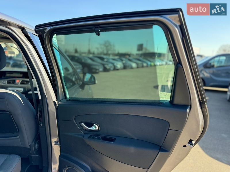 Мінівен Renault Scenic 2010 в Києві