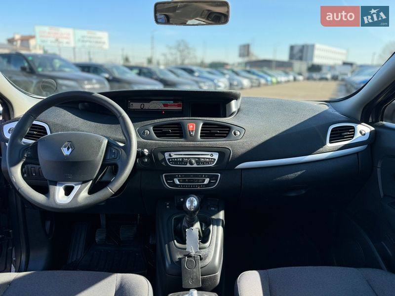 Мінівен Renault Scenic 2010 в Києві