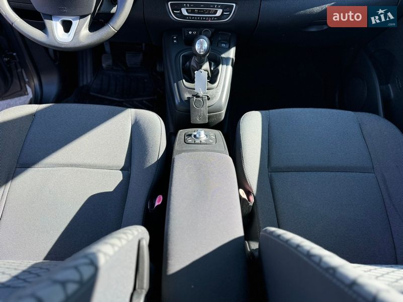 Мінівен Renault Scenic 2010 в Києві