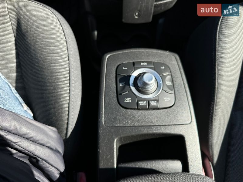 Мінівен Renault Scenic 2010 в Києві
