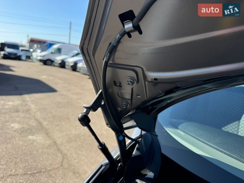 Мінівен Renault Scenic 2010 в Києві