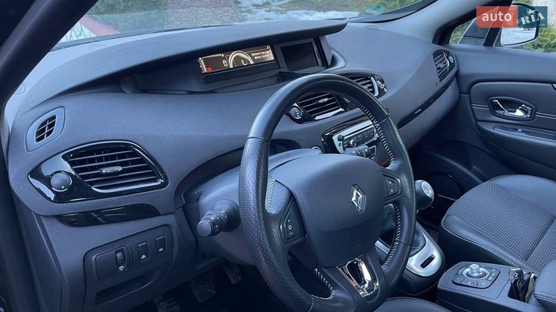 Минивэн Renault Scenic 2013 в Киеве
