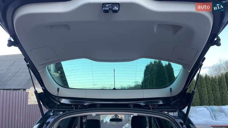 Минивэн Renault Scenic 2013 в Киеве