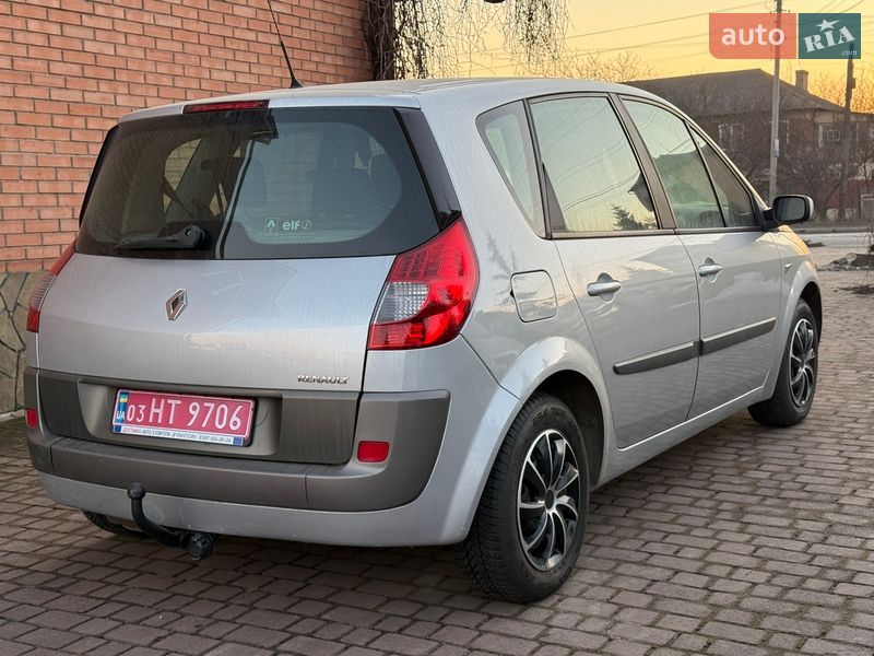 Минивэн Renault Scenic 2006 в Сарнах