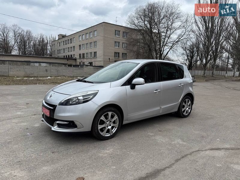 Минивэн Renault Scenic 2013 в Днепре