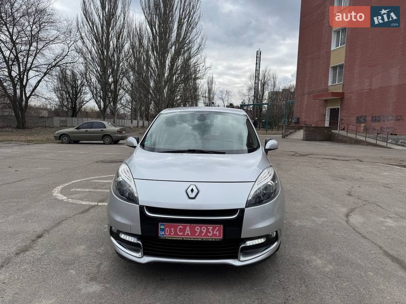 Минивэн Renault Scenic 2013 в Днепре