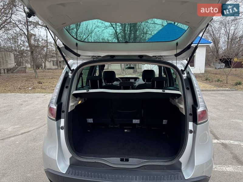 Минивэн Renault Scenic 2013 в Днепре