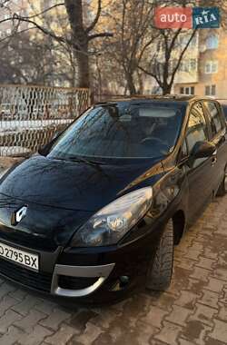 Минивэн Renault Scenic 2011 в Тернополе
