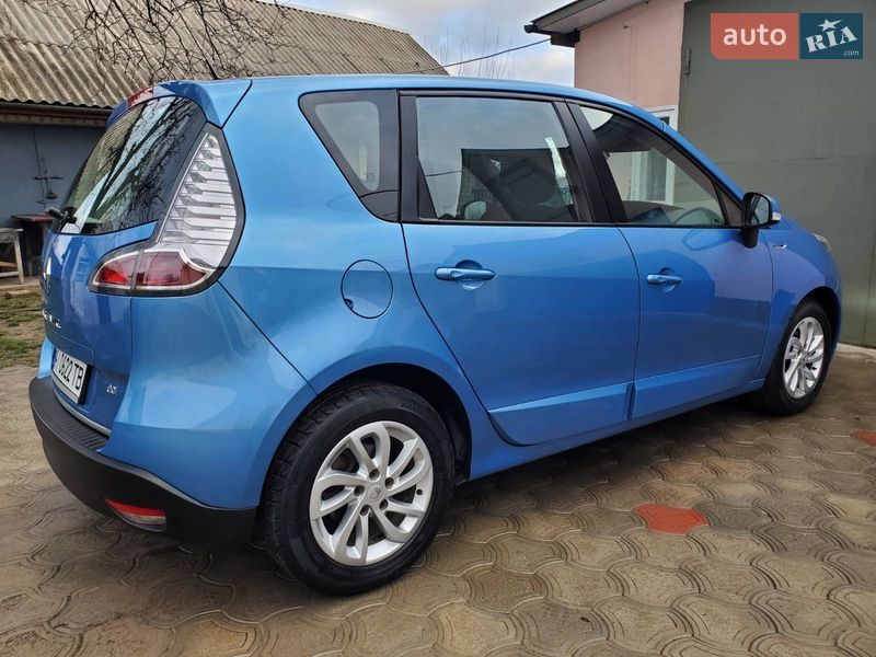 Минивэн Renault Scenic 2013 в Монастырище