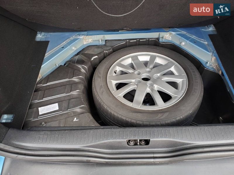 Минивэн Renault Scenic 2013 в Монастырище