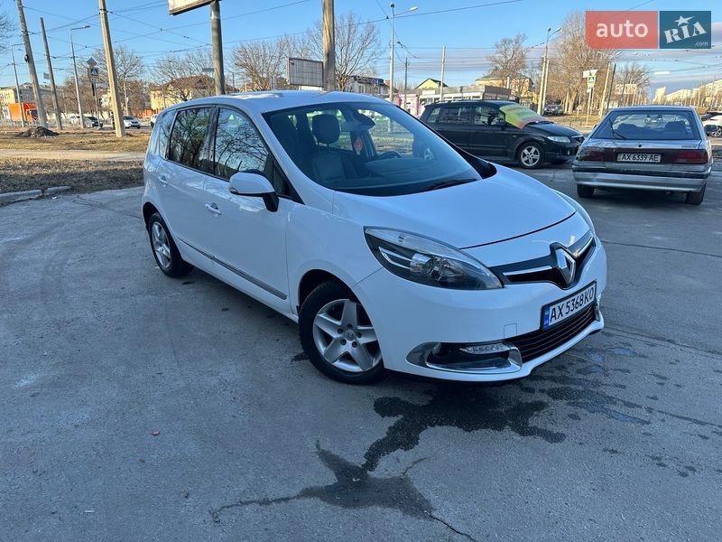 Минивэн Renault Scenic 2015 в Харькове