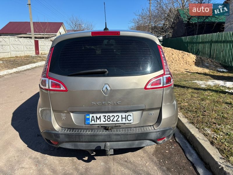 Мінівен Renault Scenic 2011 в Брусилові