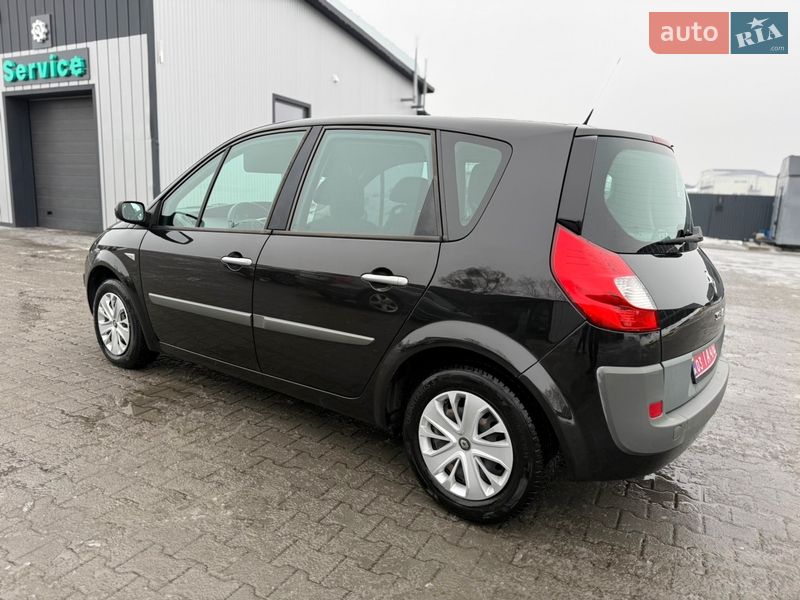 Минивэн Renault Scenic 2009 в Владимире