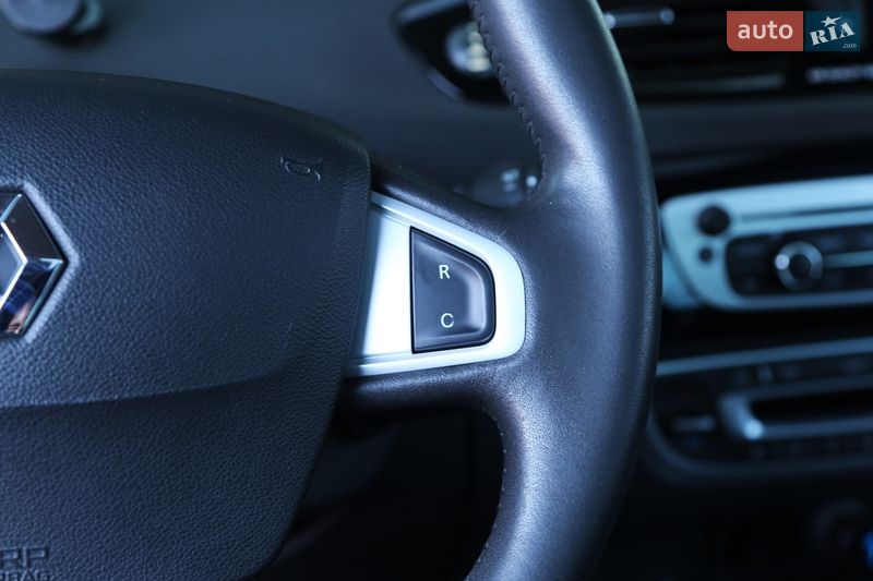 Минивэн Renault Scenic 2012 в Киеве