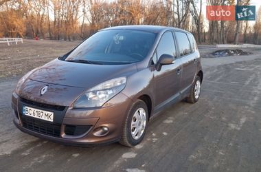 Мінівен Renault Scenic 2010 в Малині